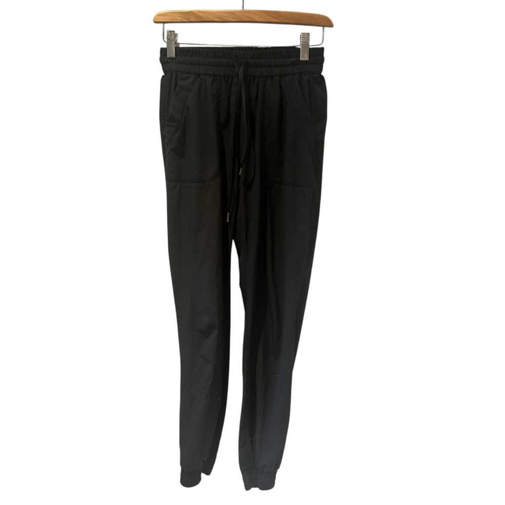 TNA Aritzia Black Performance Joggers Size XS